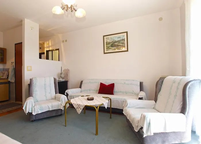 Apartman Franko 1586 Póla