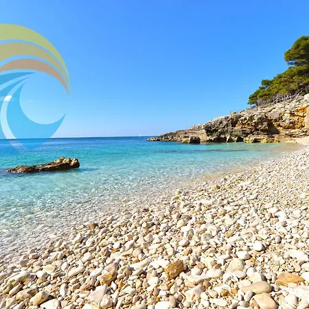 Franko 1586 Апартаменти Пула