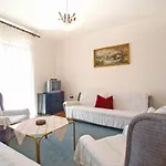 Franko 1586 Apartamento