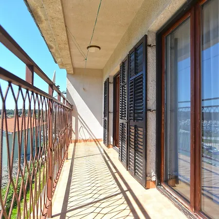 Franko 1586 Apartment