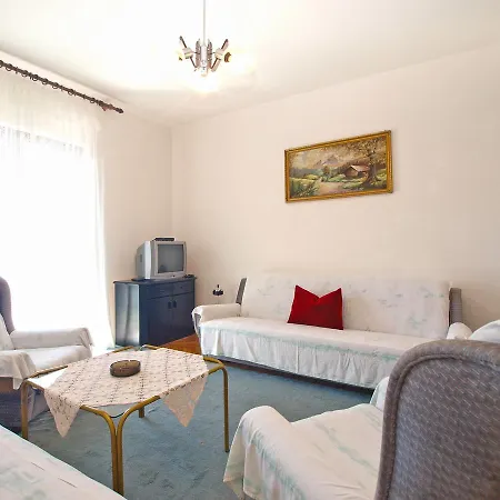 Franko 1586 Apartment